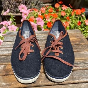 Keds sneakers - like new - Sz 9.5